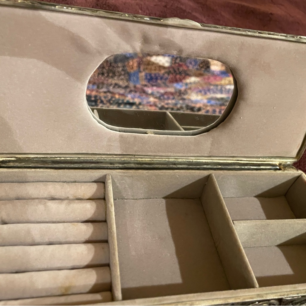 Vintage Silver Plated Jewelry Box Circa 1991 49$